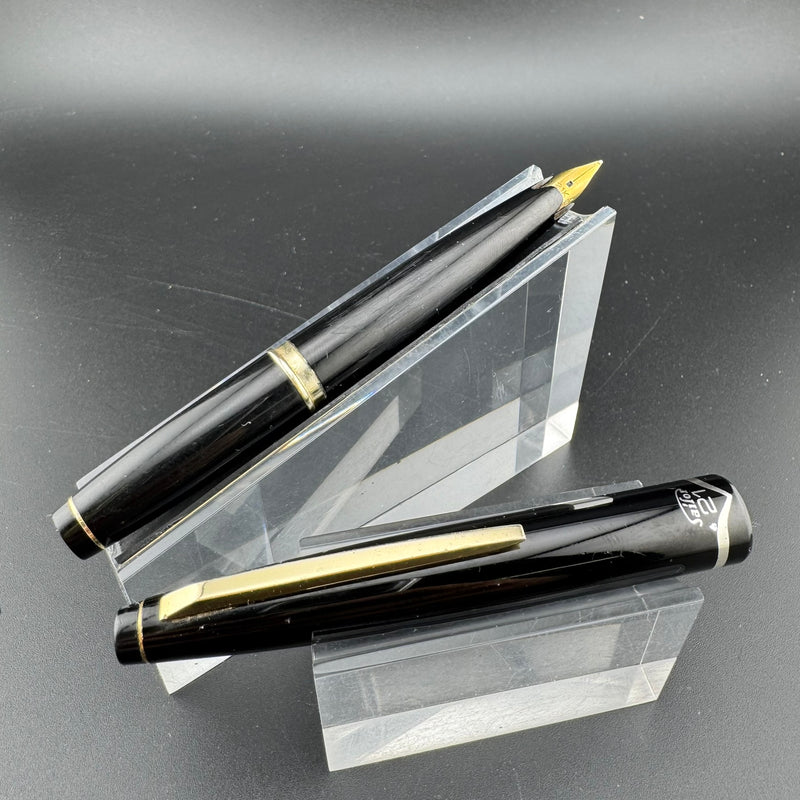 Sailor 21 Pocket Fountain Pen 21K Gold Broad Nib May 1970