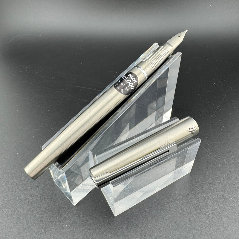 Pilot Murex MR Fountain Pen Integrated Steel Medium Nib NOS Feb 1978