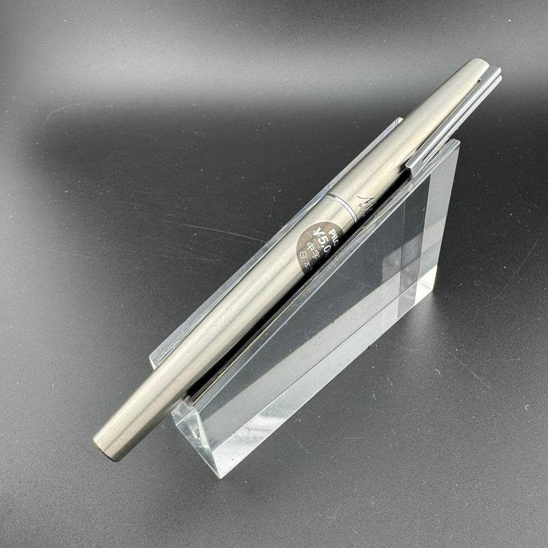 Pilot Murex MR Fountain Pen Integrated Steel Medium Nib NOS Dec 1977