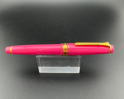 Sailor Pro Gear Slim Pink PenStyle Den Excl. Fountain Pen 14K Gold Medium Nib