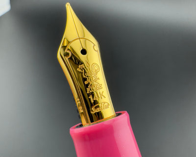 Sailor Pro Gear Slim Pink PenStyle Den Excl. Fountain Pen 14K Gold Medium Nib