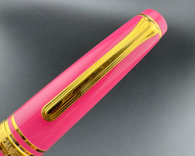 Sailor Pro Gear Slim Pink PenStyle Den Excl. Fountain Pen 14K Gold Medium Nib