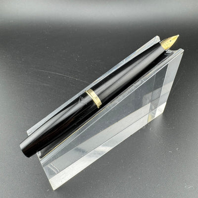 Pilot Elite Black & Gold Pocket Fountain Pen 18K Gold Manifold Nib Dec 1969