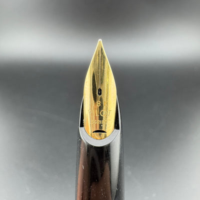 Pilot Elite Black & Gold Pocket Fountain Pen 18K Gold Script Nib Jan 1970