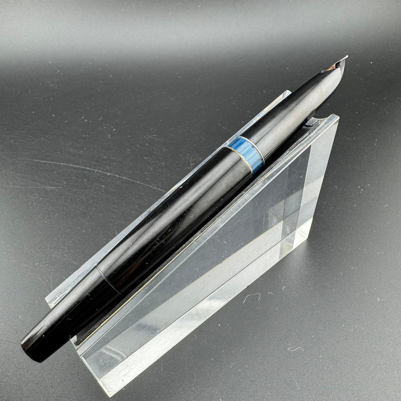 Montblanc No. 22 Black Resin Fountain Pen 14C Gold Fine Nib For Repair