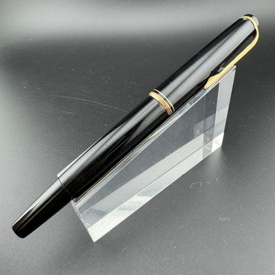 Montblanc No. 24 Black Resin Fountain Pen 14C Gold Fine Nib Serviced