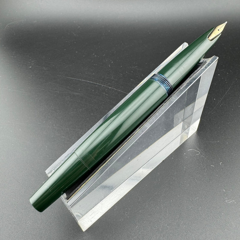 Montblanc No. 32 Green Resin Fountain Pen 14K Gold Extra-Fine Nib Serviced