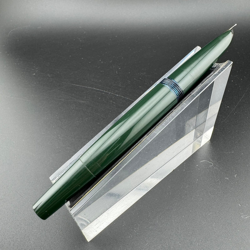 Montblanc No. 32 Green Resin Fountain Pen 14K Gold Extra-Fine Nib Serviced