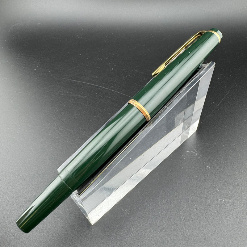 Montblanc No. 32 Green Resin Fountain Pen 14K Gold Extra-Fine Nib Serviced