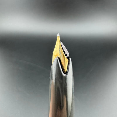 Montblanc No. 22 Grey Resin Fountain Pen 14C Gold Extra-Fine Nib Serviced