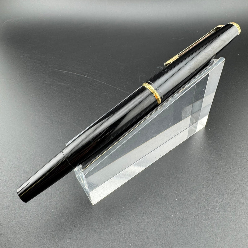Montblanc No. 221 Black Resin Fountain Pen 14K Gold Extra-Fine Nib Serviced