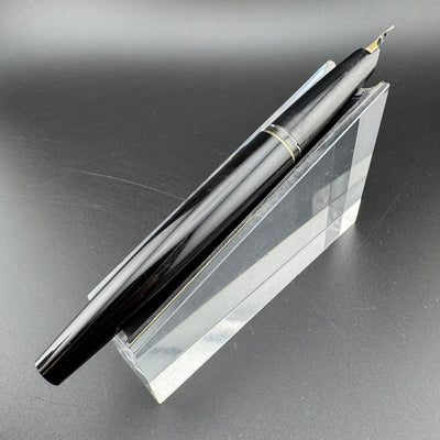 Montblanc 221P Black Resin Fountain Pen 14K Gold Extra-Fine Nib