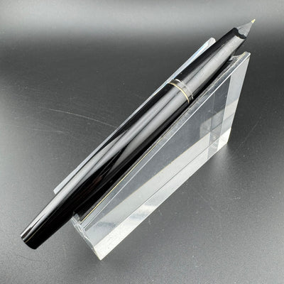 Montblanc 221P Black Resin Fountain Pen 14K Gold Extra-Fine Nib