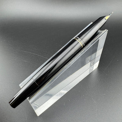 Montblanc No. 221 Black Resin Fountain Pen 14K Gold Extra-Fine Nib Serviced