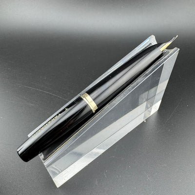 Pilot Elite Black Resin Pocket Fountain Pen 14K Gold Soft-Fine Nib May 1975