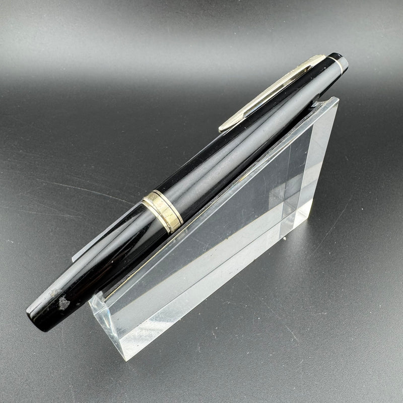 Pilot Elite Black Resin Pocket Fountain Pen 14K Gold Soft-Fine Nib May 1975