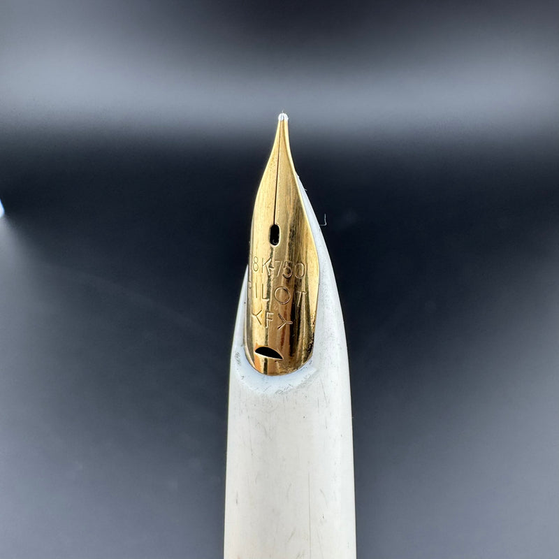 Pilot Elite Lady Silver Heart Pocket Fountain Pen 18K Gold Fine Nib