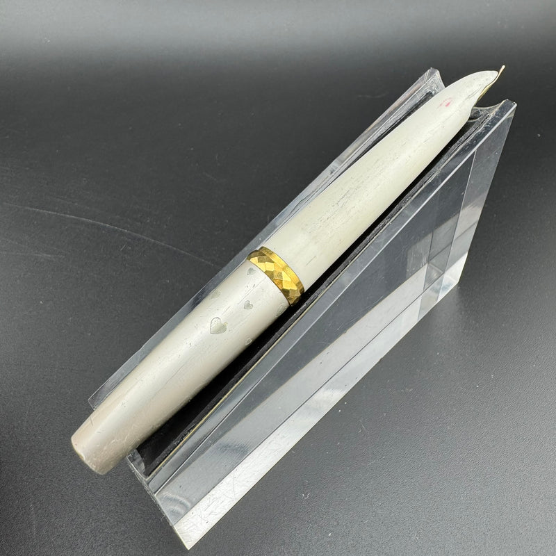 Pilot Elite Lady Silver Heart Pocket Fountain Pen 18K Gold Fine Nib