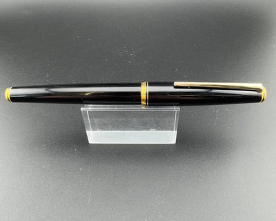 Pilot Custom Black Resin Fountain Pen 18K Gold Fine Nib Oct 1976