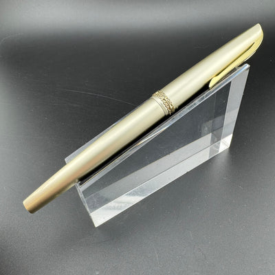 Platinum Pink & Silver Aluminum Fountain Pen 18K Gold Medium Nib