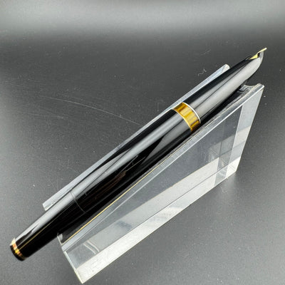 Montblanc Meisterstück No. 72 Fountain Pen 18C Gold Extra-Fine Nib Serviced