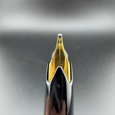 Montblanc Meisterstück No. 72 Fountain Pen 18C Gold Broad Nib Serviced