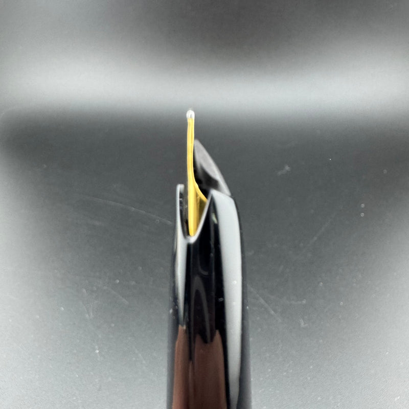 Montblanc Meisterstück No. 72 Fountain Pen 18C Gold Broad Nib Serviced