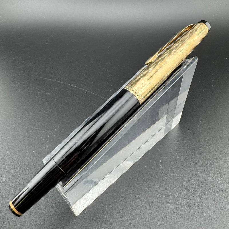 Montblanc Meisterstück No. 72 Fountain Pen 18C Gold Broad Nib Serviced