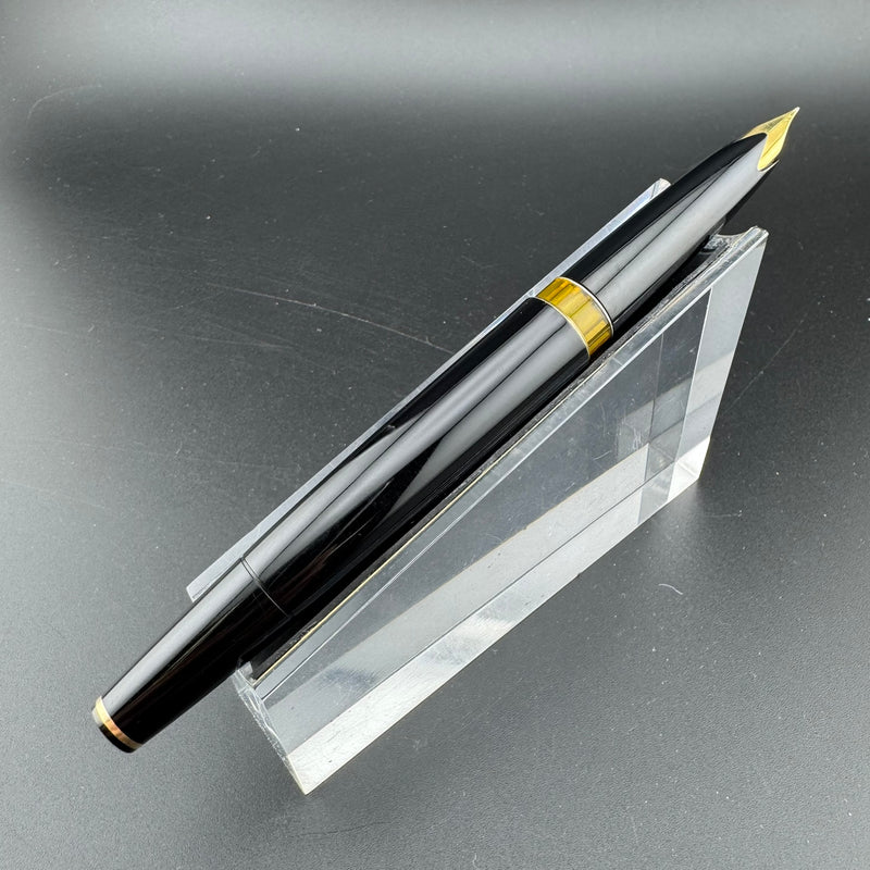 Montblanc Meisterstück No. 74 Fountain Pen 18C Gold Extra-Fine Nib Serviced