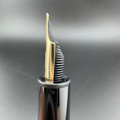 Montblanc Meisterstück No. 146 Fountain Pen 14K Gold Extra-Fine Nib Serviced