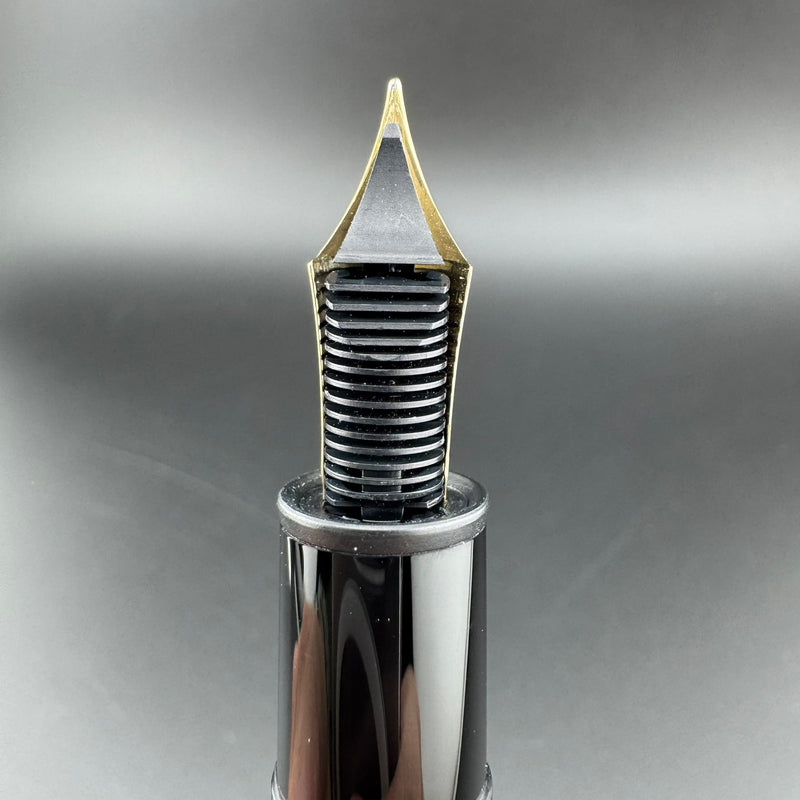 Montblanc Meisterstück No. 146 Fountain Pen 14K Gold Extra-Fine Nib Serviced