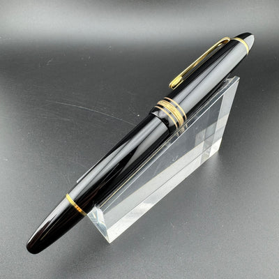Montblanc Meisterstück No. 146 Fountain Pen 14K Gold Extra-Fine Nib Serviced