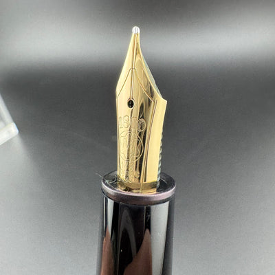 Montblanc Meisterstück No. 146 Fountain Pen 14K Gold Medium Nib Serviced