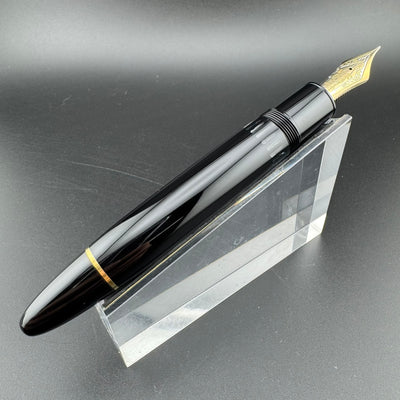 Montblanc Meisterstück No. 149 Fountain Pen 14C Gold Fine Nib Serviced w/Box