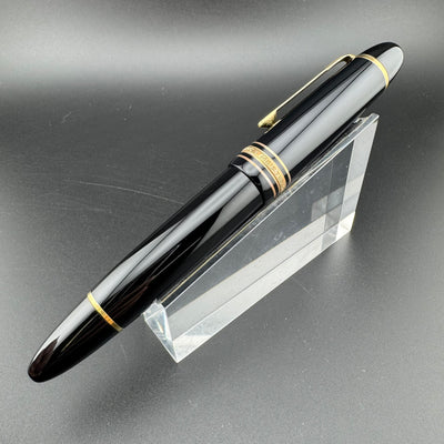 Montblanc Meisterstück No. 149 Fountain Pen 14C Gold Fine Nib Serviced w/Box
