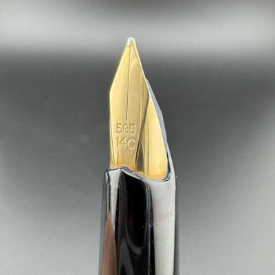 Pelikan Black Resin Cartridge Fountain Pen 14C Gold Fine Nib