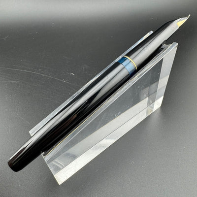 Pelikan Black Resin Cartridge Fountain Pen 14C Gold Fine Nib