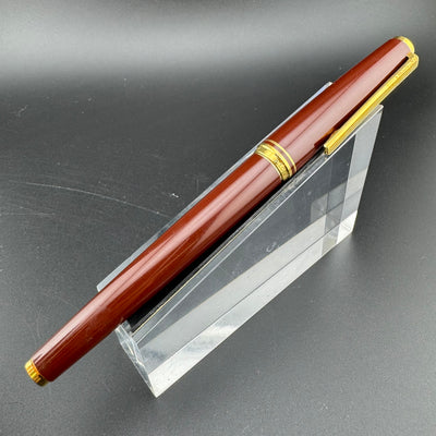 Pilot Deluxe Burgundy Fountain Pen 14K Gold Fine Nib 6-93
