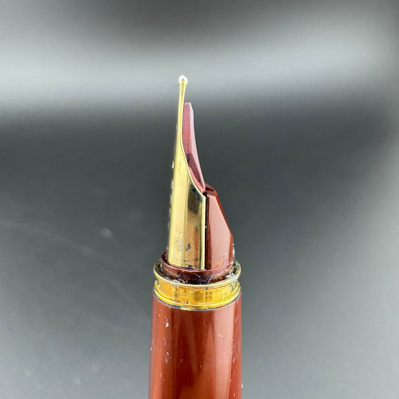 Pilot Deluxe Burgundy Resin Fountain Pen 14K Gold Medium Nib 5-92