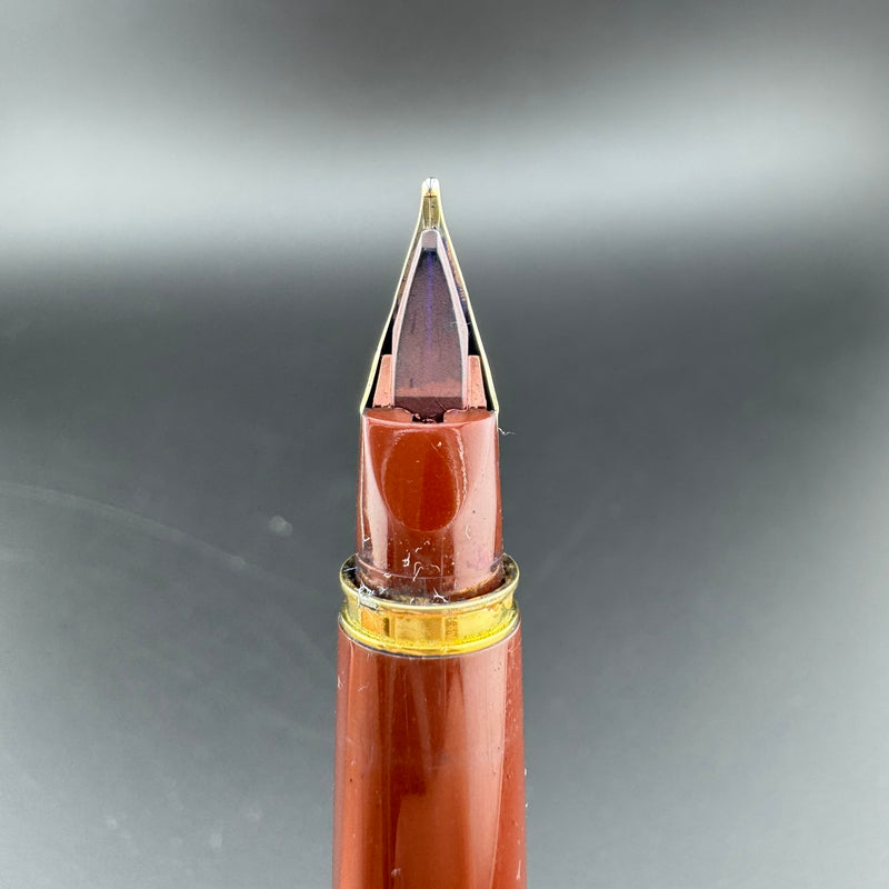 Pilot Deluxe Burgundy Resin Fountain Pen 14K Gold Medium Nib 5-92