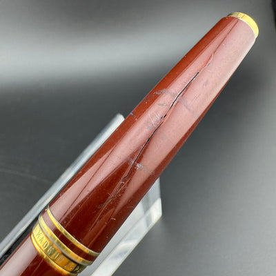 Pilot Deluxe Burgundy Resin Fountain Pen 14K Gold Medium Nib 5-92