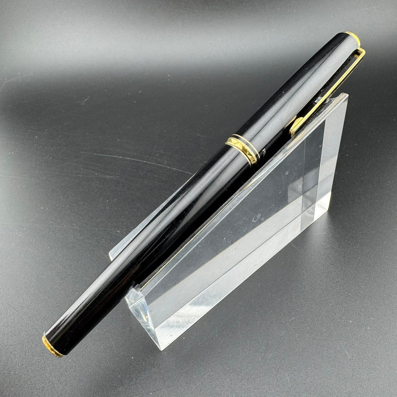 Pilot Black Resin Fountain Pen 14K Gold Fine Nib 10-81