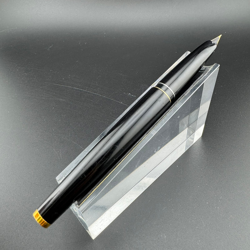 Pilot Custom Resin K-500RS Fountain Pen 14K Gold Extra-Fine Nib Aug 1976