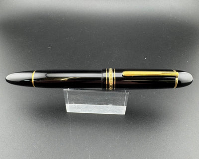 Montblanc Meisterstück No. 149 Fountain Pen 18K Gold Stub Nib Serviced