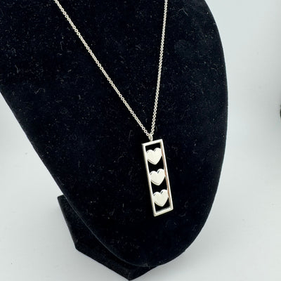 Tiffany & Co. Triple Heart Plate 925 Sterling Silver Pendant Necklace