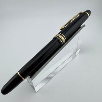 Montblanc Meisterstück No. 145 Classique Fountain Pen 14K Gold Fine Nib