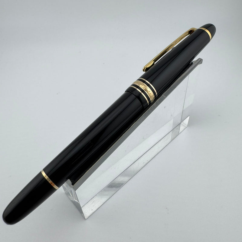 Montblanc Meisterstück No. 145 Classique Fountain Pen 14K Gold Fine Nib