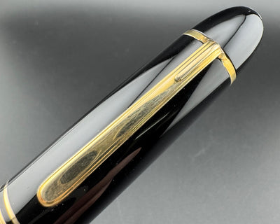 Montblanc Meisterstück No. 149 Fountain Pen 14C Gold Broad Nib Serviced