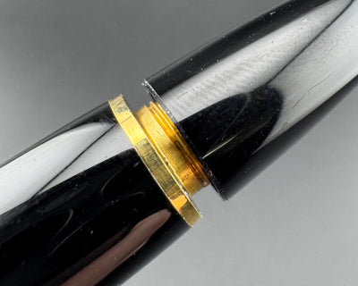 Montblanc Meisterstück No. 146 Fountain Pen 14C Gold Fine Flex Patina Nib Serviced