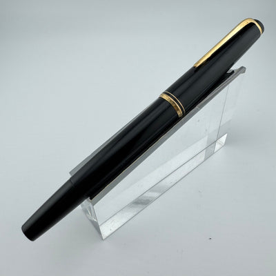Montblanc No. 24 Black Resin Fountain Pen 14C Gold Fine Nib Serviced